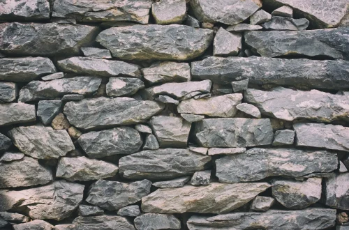 Dinding Batu Alam: Keindahan dan Keunggulan